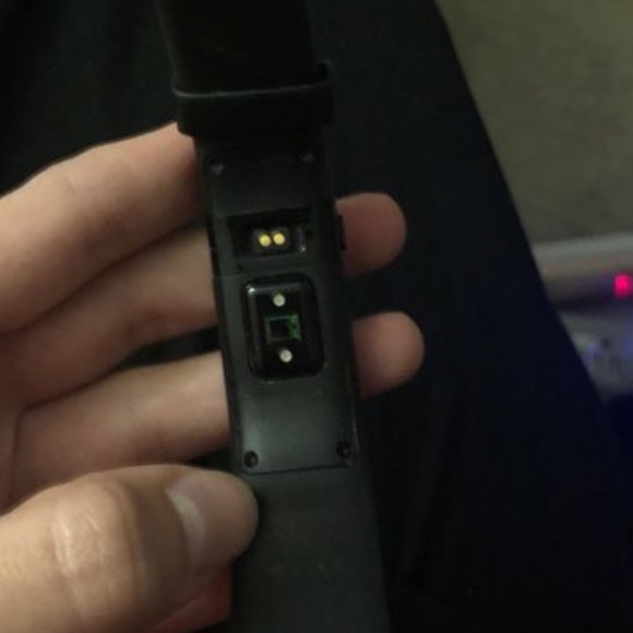 Fitbit - Picture 2 of 3